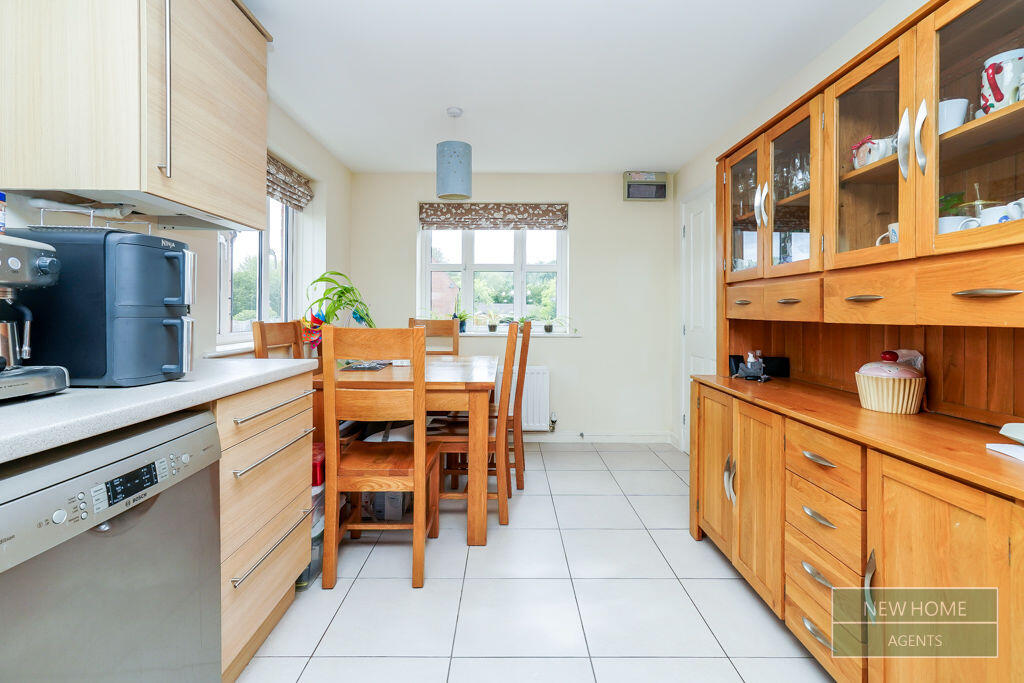House in Leicester - View 5