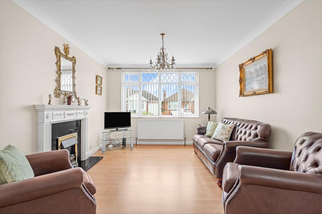 House in Twickenham - View 3