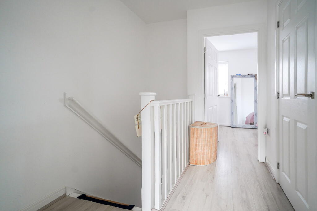 Additional image 7 of Aston Avenue, Shirley