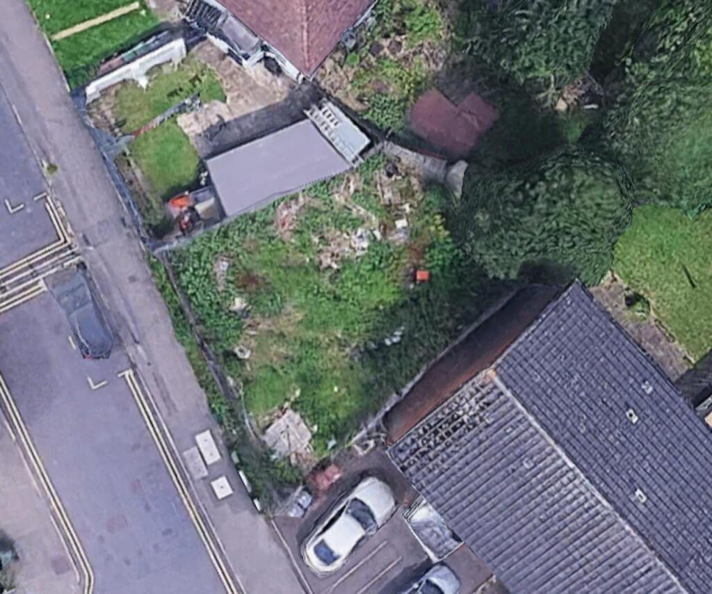 Main image of property: R/o 2, Eldon Avenue, Borehamwood, WD6 1PP