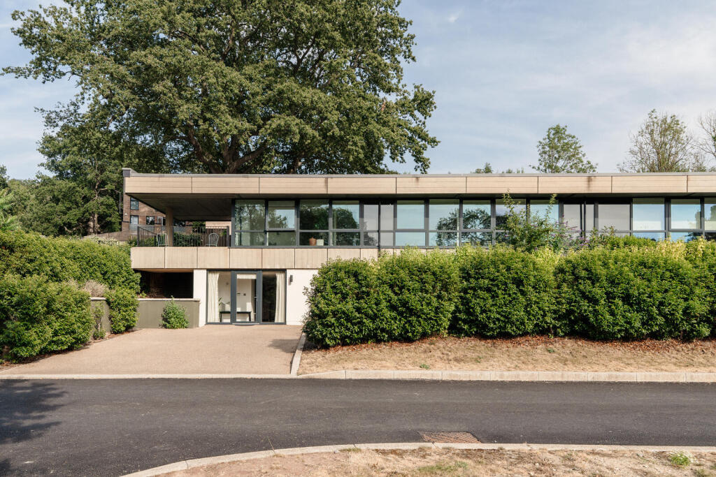 Main image of property: John Martin Gardens, Stonehouse