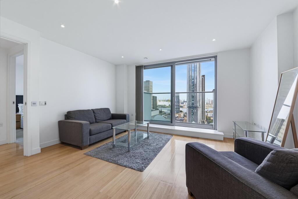 Main image of property: 1 Pan Peninsula Square, Canary Wharf, London, E14