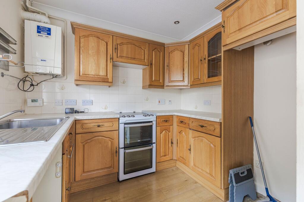 House in Nantwich, Kingsbourne - More