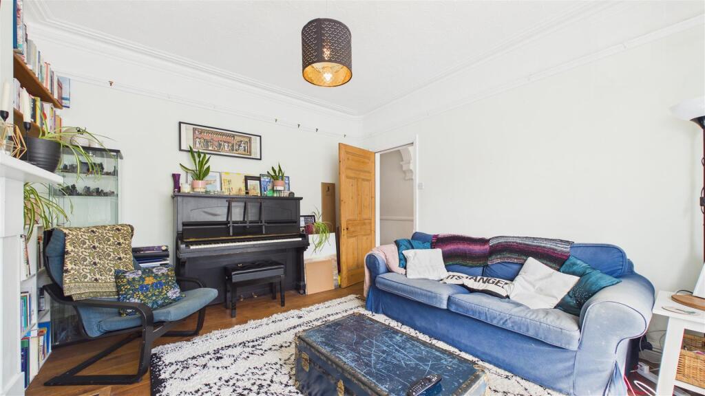 House in Peterborough - View 3