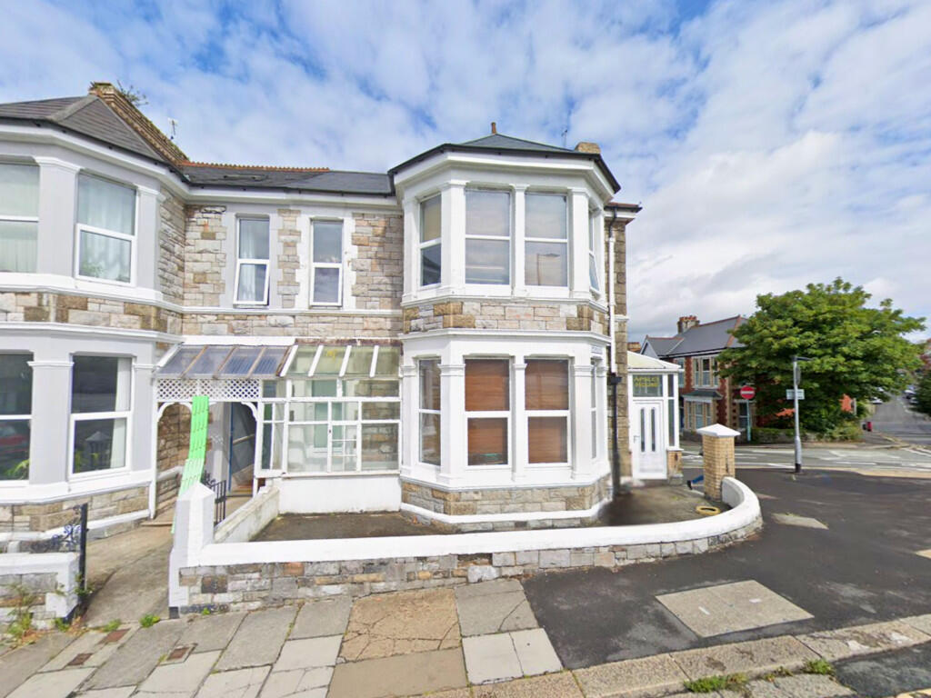 15-bed terraced on Apsley Road, Mutley, £870,000