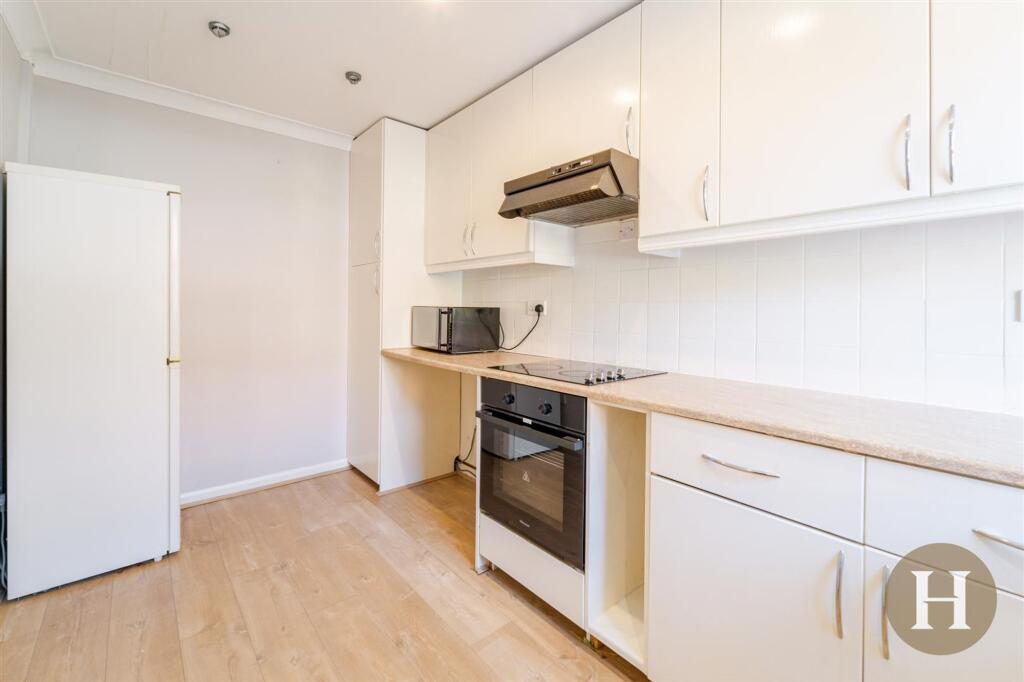 House in Birmingham, Harborne - More