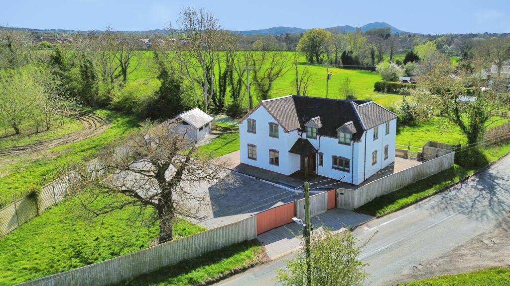 Main image of property: Wheat Leasows, Telford, TF6