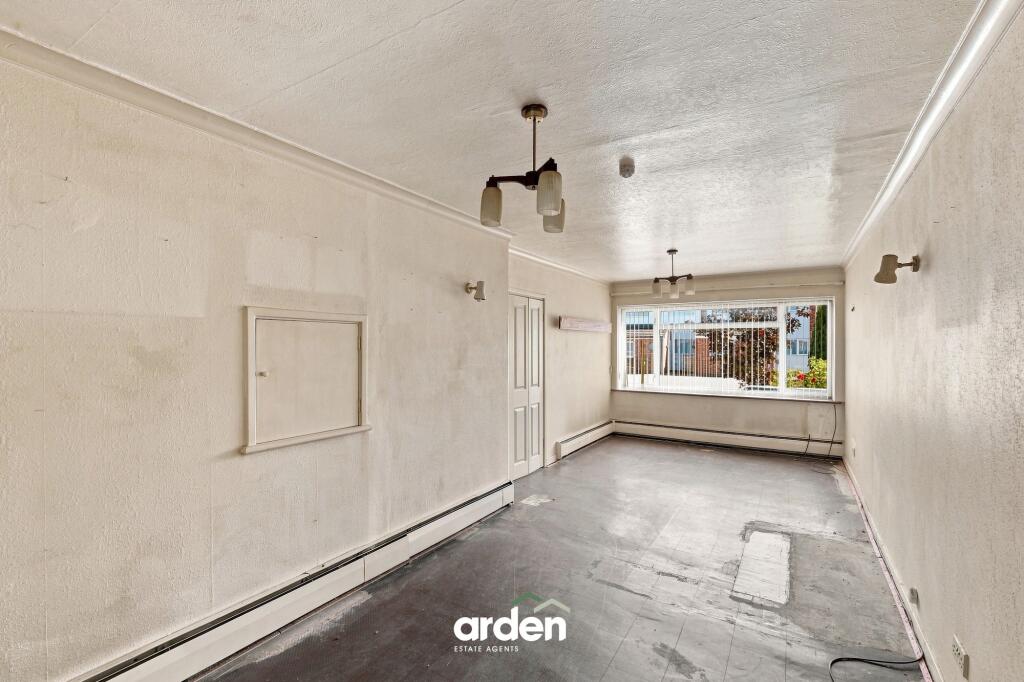 House in Worcester - View 5