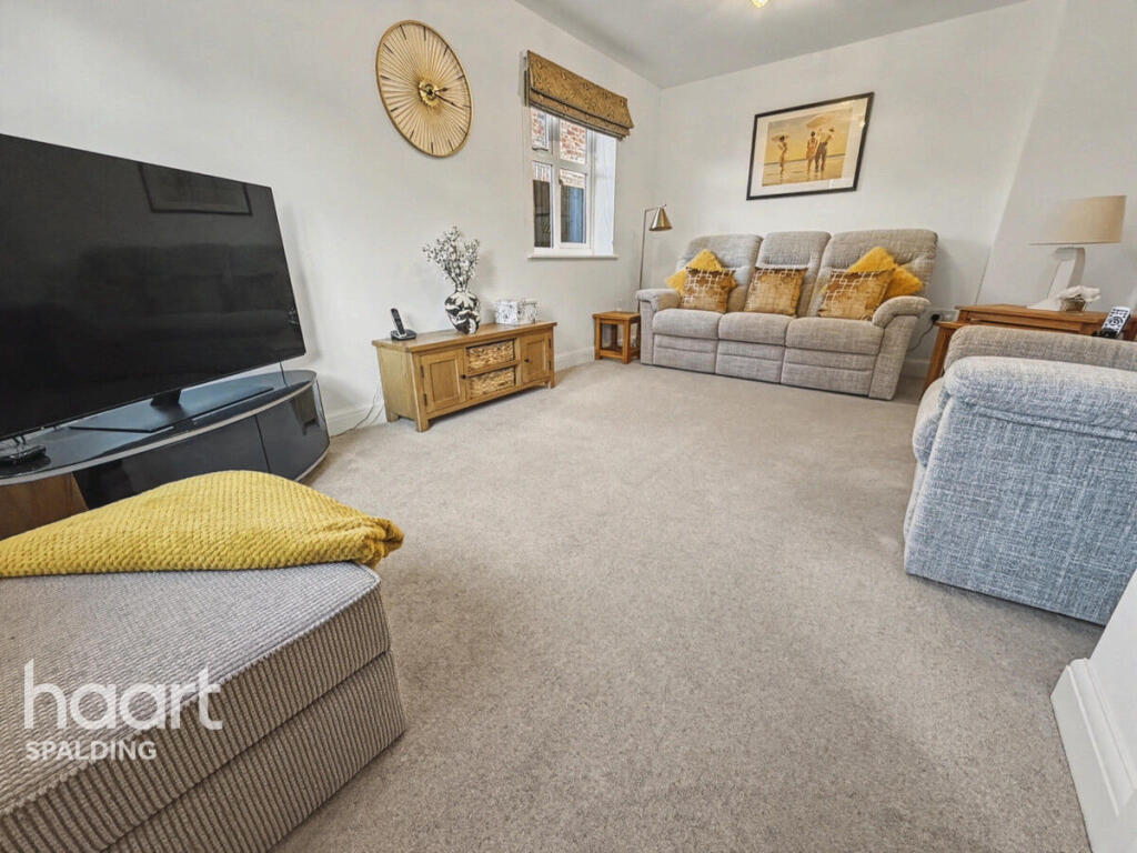 Main image of property: Elsdale Close, Surfleet