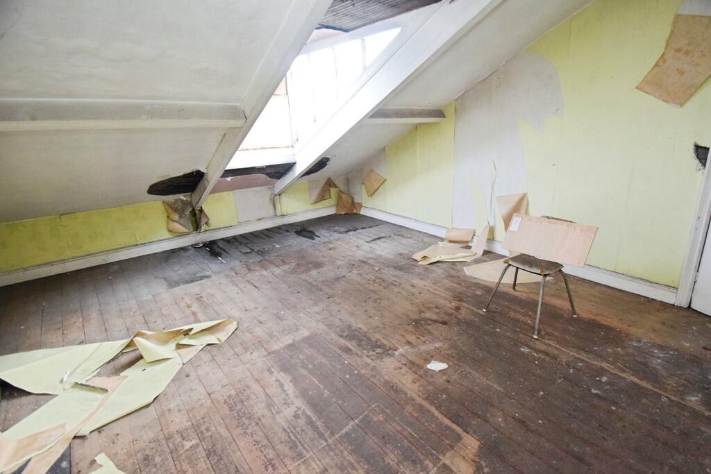 Additional image 10 of Wellington Crescent , Shipley 