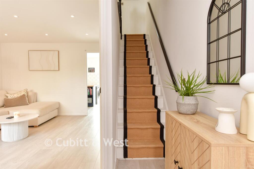 House in Lewes, Newhaven - View 4