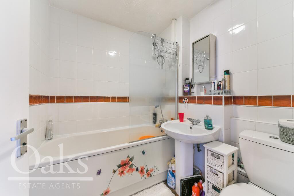 Apartment in London - More