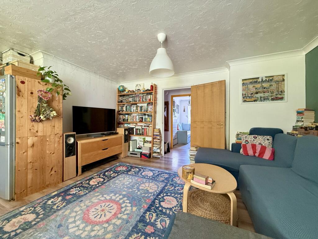 Apartment in Exeter, St Thomas - View 3