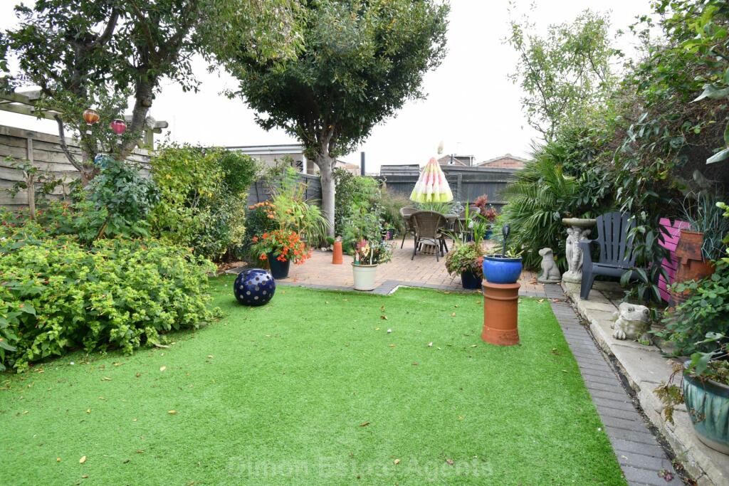 House in Portsmouth - View 4