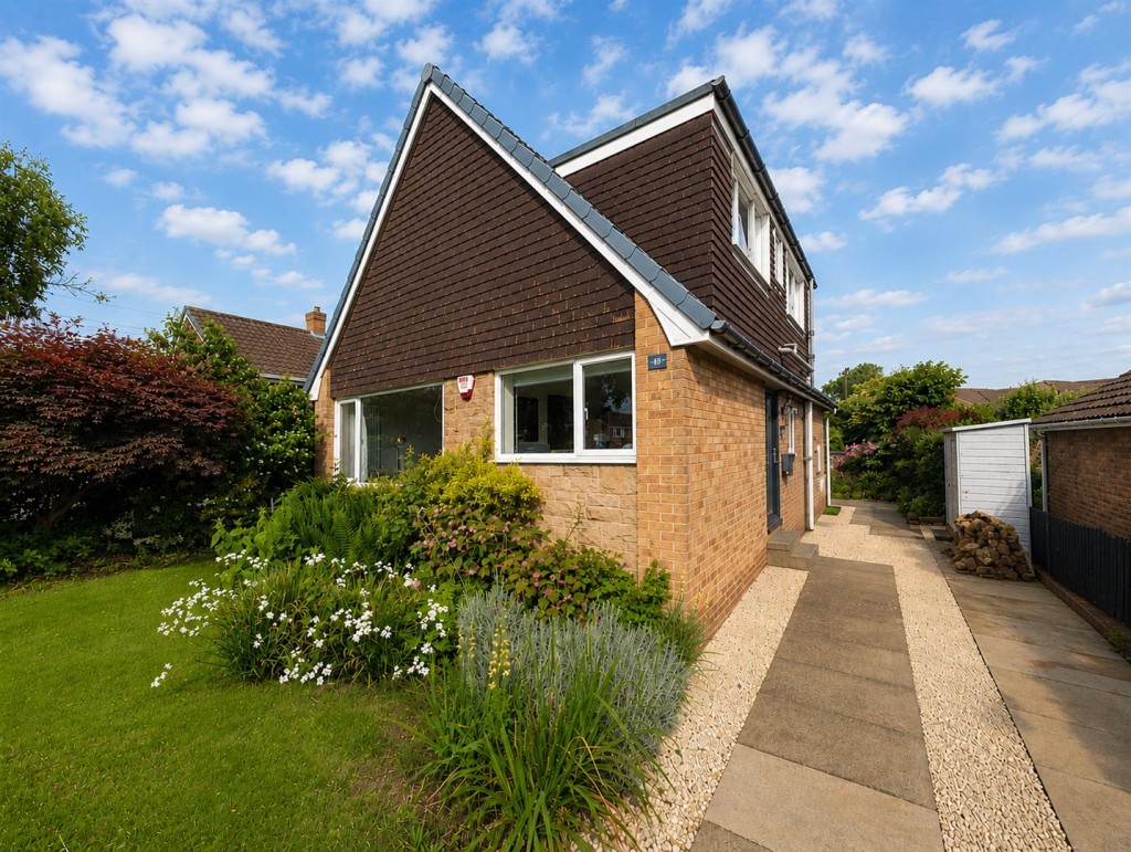 Main image of property: Norwood Drive, Barugh Green, Barnsley, S75 1LP