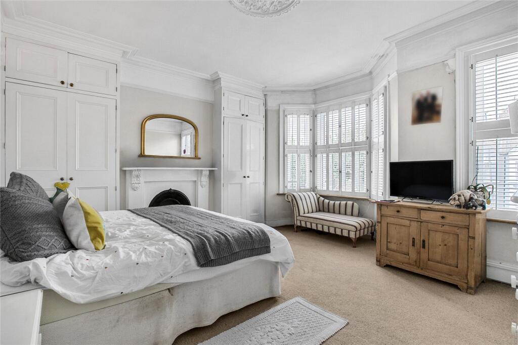 House in London - View 4