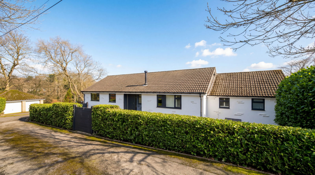 Additional image 33 of Lark Hill Close, Cleckheaton, BD19