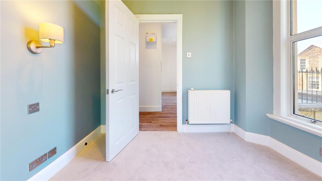 Apartment in Bristol, Clifton Village, Clifton - View 4