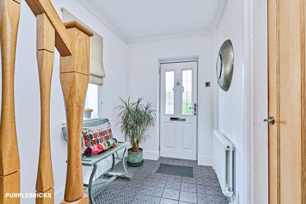 House in South Staffordshire, Wombourne - View 5