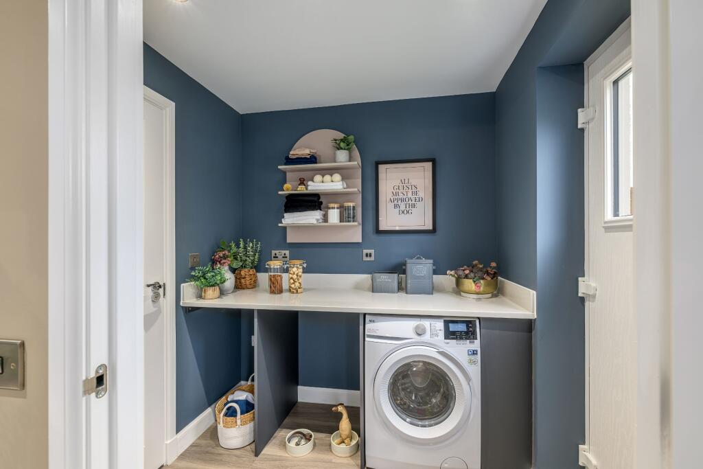 House in Winchburgh, Niddry - View 5