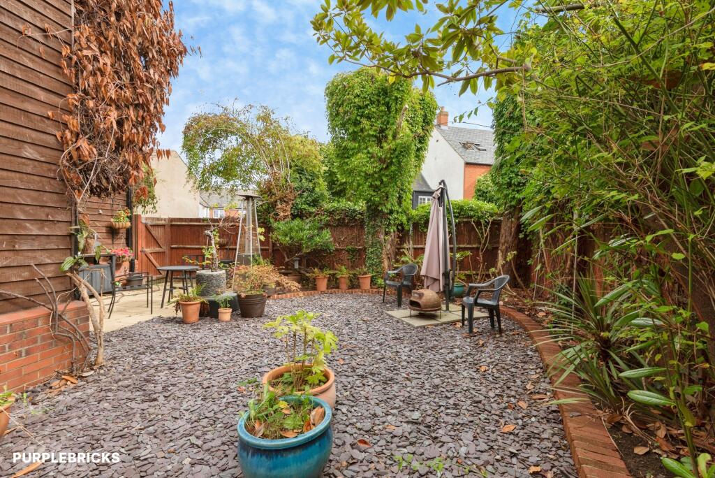 House in Biggleswade, Central Bedfordshire - View 2