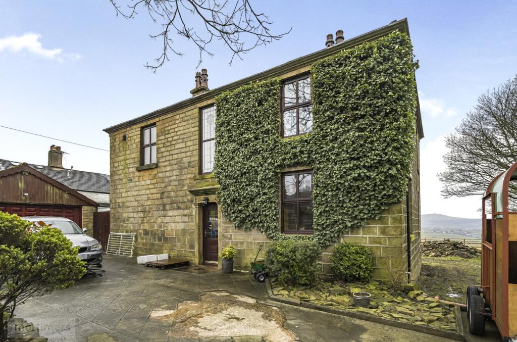 Belthorn Road, Belthorn, Blackburn, Lancashire, BB1