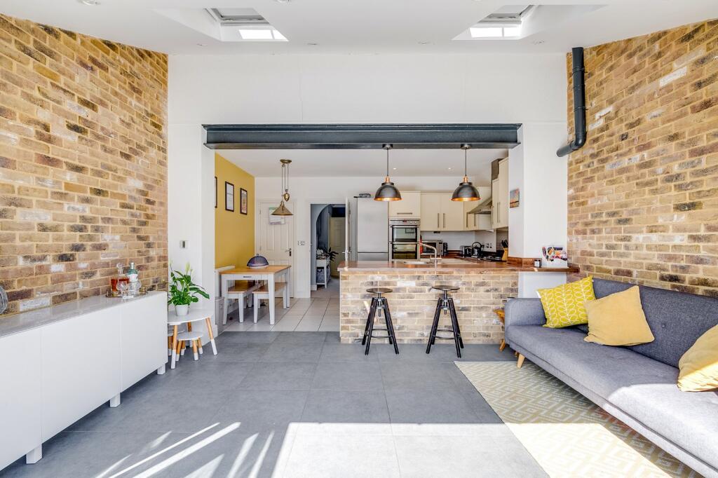 House in Stevenage, Bragbury End - View 2