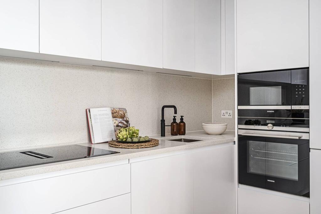 Main image of property: Maple Path, Hackney, London, E5