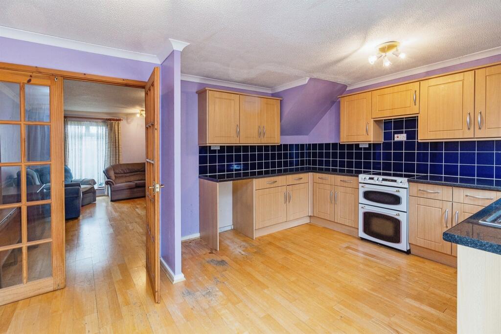 Main image of property: Meadow Way, Leighton Buzzard