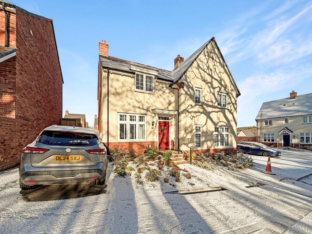 Main image of property: Chartist Rise, Pontllanfraith, NP12