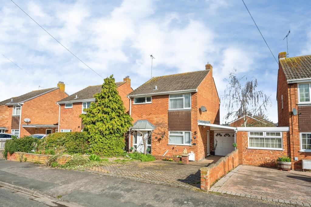 Main image of property: Shrubbery Road, Drakes Broughton, PERSHORE