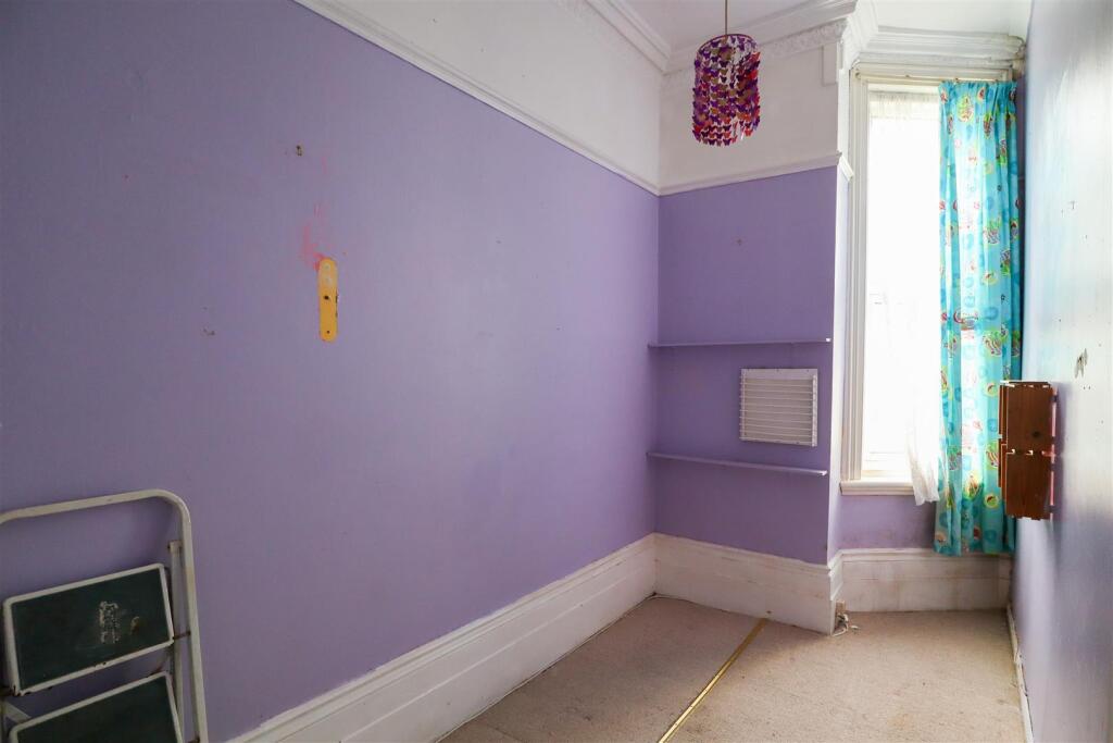 Carisbrooke Road, St Leonards-On-Sea photo 4