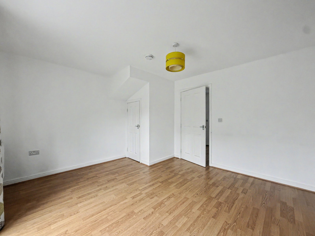 House in Leicester - More