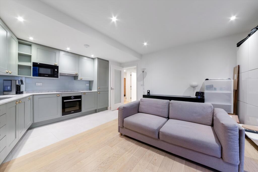 Main image of property: Times Square, London, E1