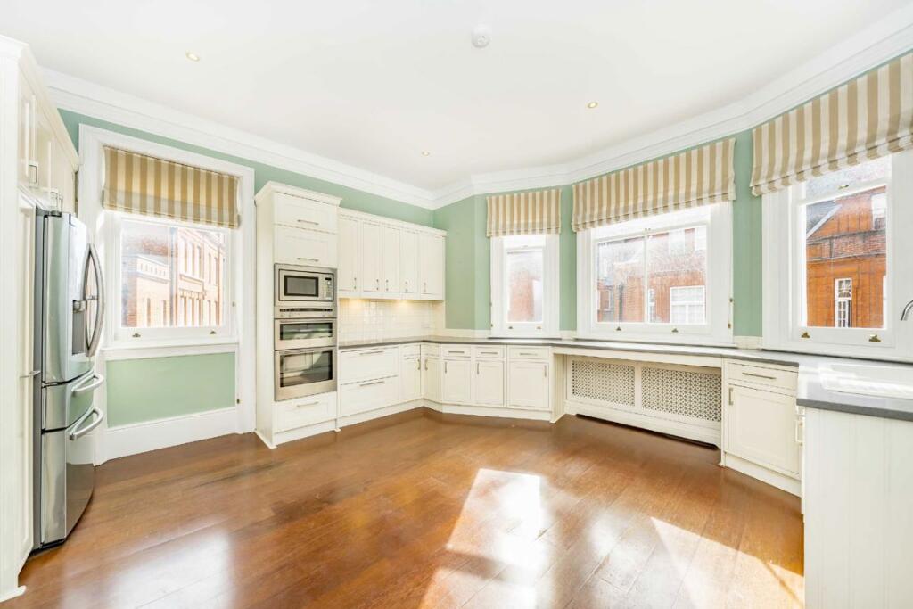 Apartment in London, Royal Borough of Kensington and Chelsea - View 5