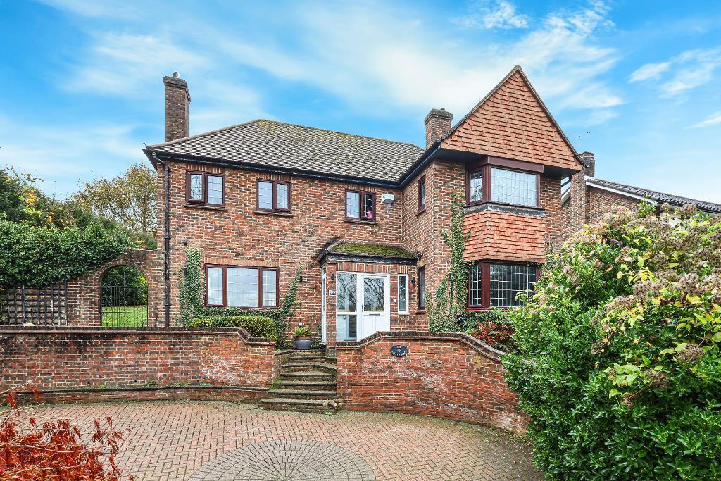 Main image of property: Selsdon Road, South Croydon, CR2 0DD