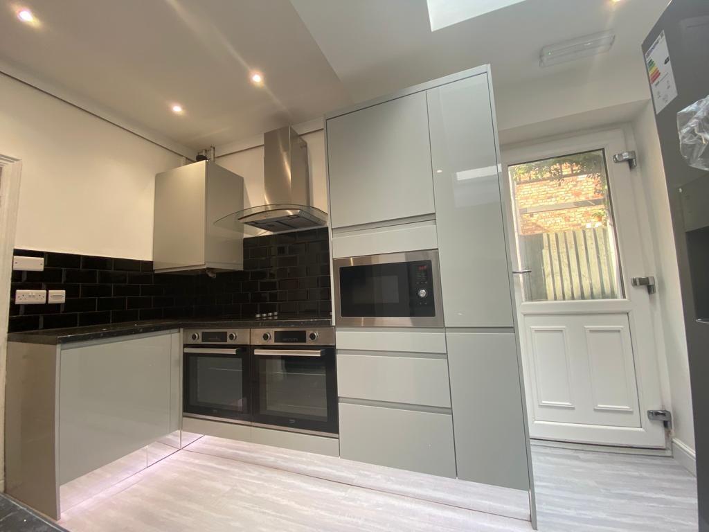 Gulson Road, Coventry, West Midlands, CV1 photo 2