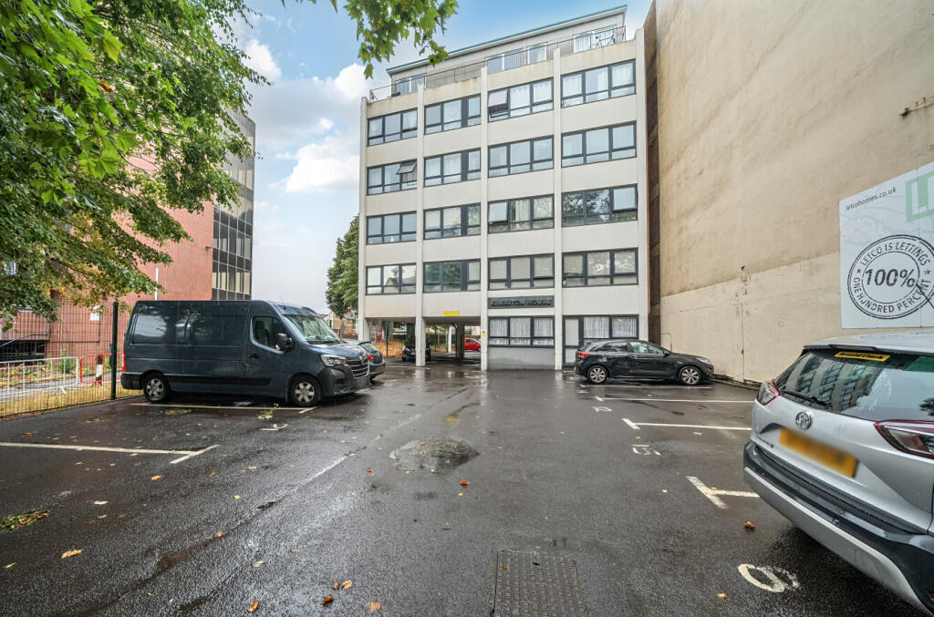 Property photo 10