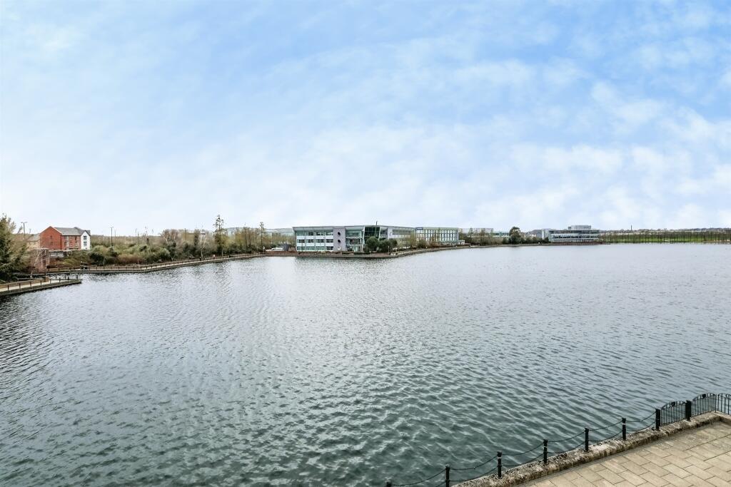 Dove Mews, Lakeside, Doncaster photo 4