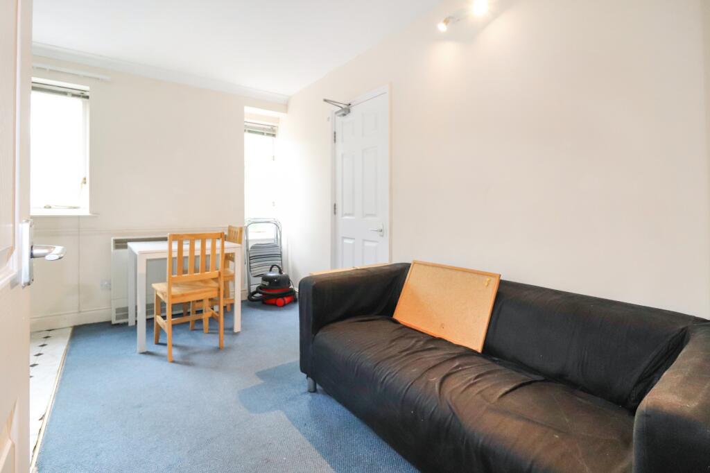 Apartment in Oxford, St Ebbes, City Centre - View 2