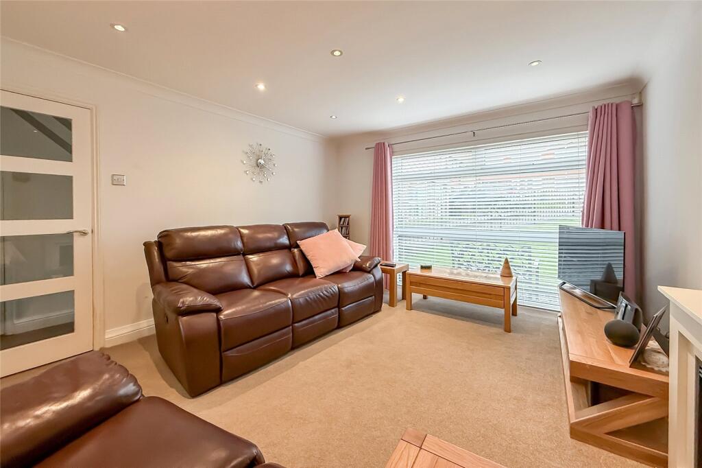 Additional image 14 of Tiverton Court, Harpenden, Hertfordshire, AL5