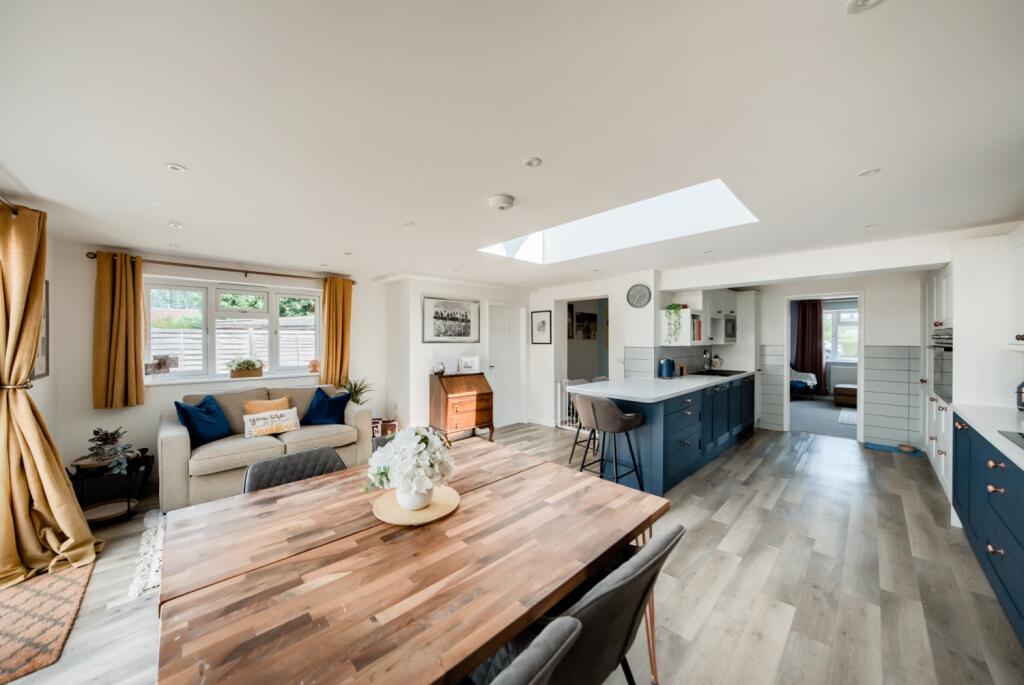 House in Stratford-on-Avon, Wellesbourne CP - View 5