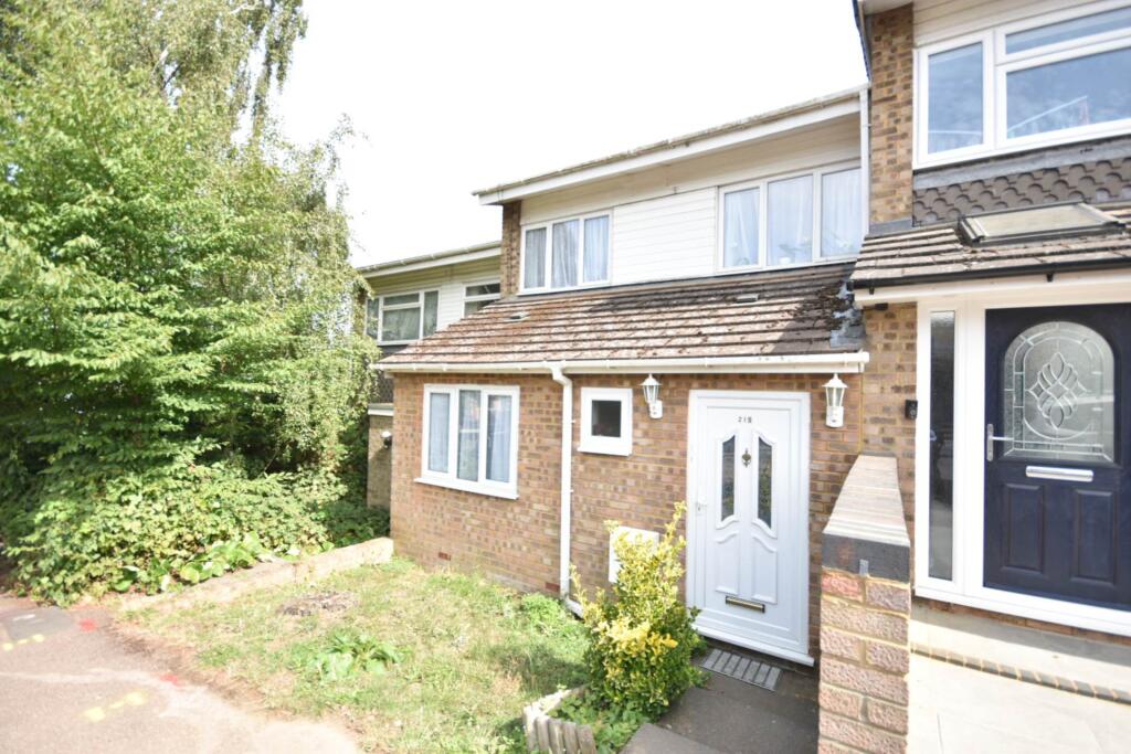 Main image of property: Valley Road South, Codicote