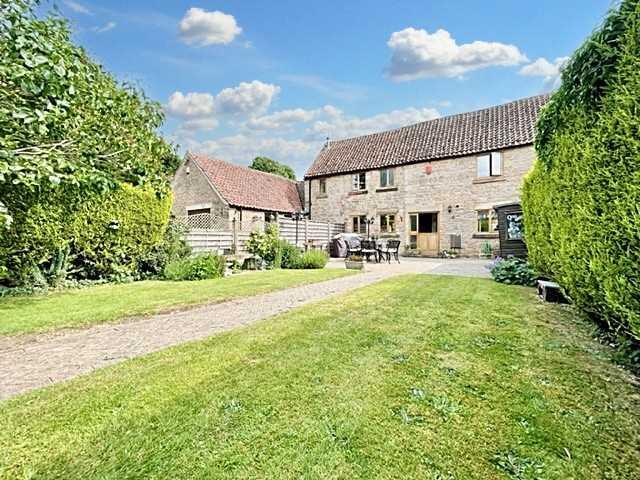 Main image of property: Saffron Cottage, Barn Court, Kirkby in Ashfield