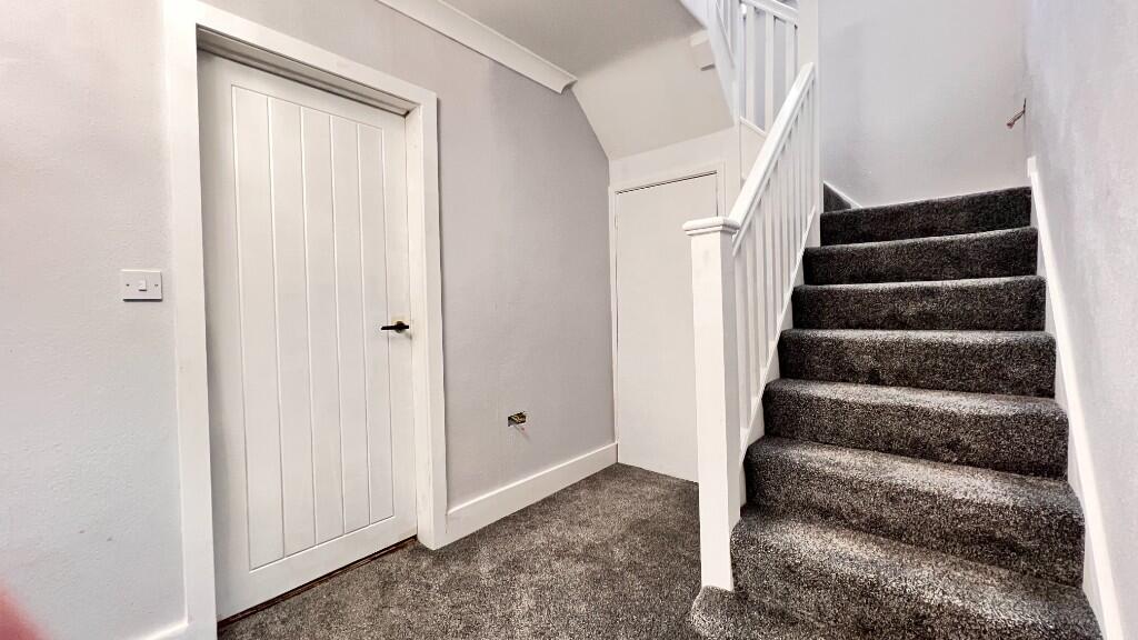 25 MOUNT DRIVE photo 3