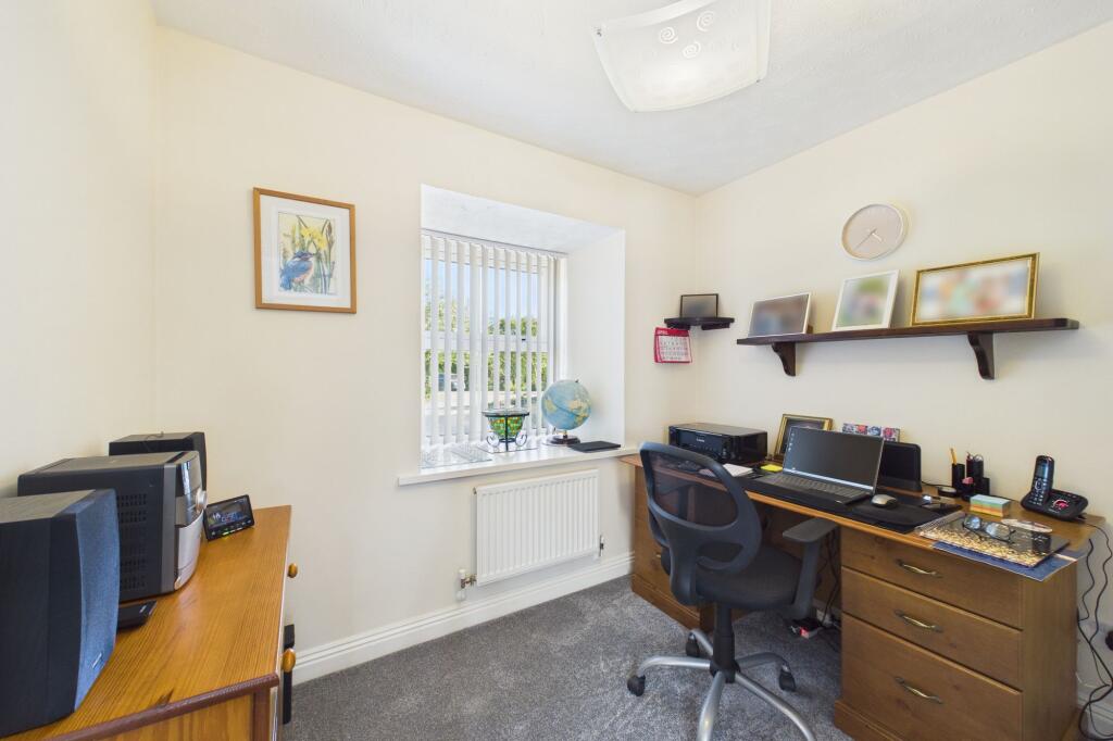Nightingale Way, Thetford, IP24 - View 6