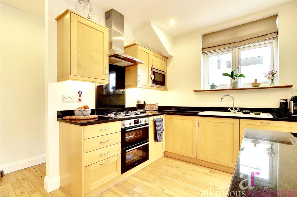 House in Enfield - More