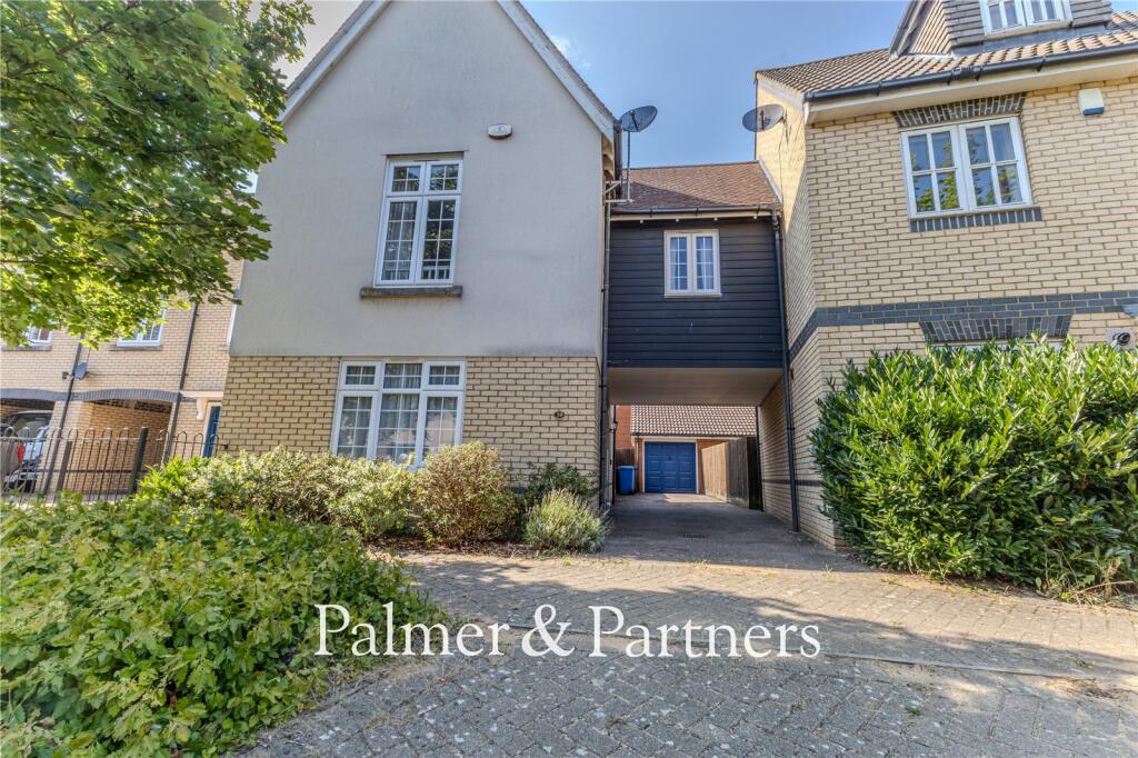 3-bed terraced on Demoiselle Crescent, Ipswich, Suffolk, IP3, £270,000