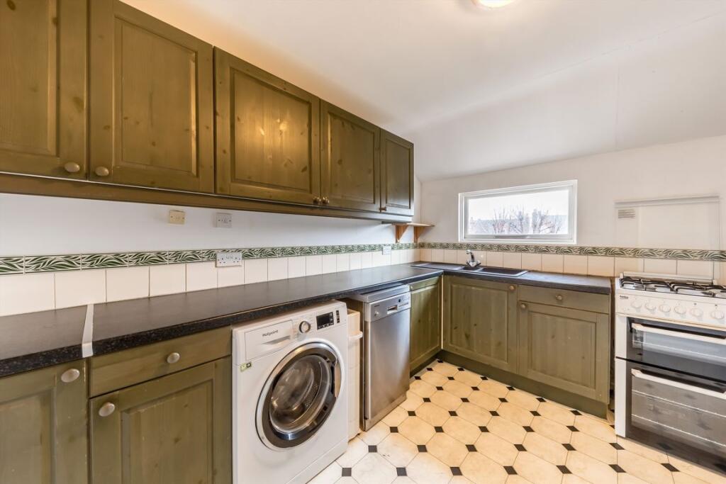 Apartment in London - View 3