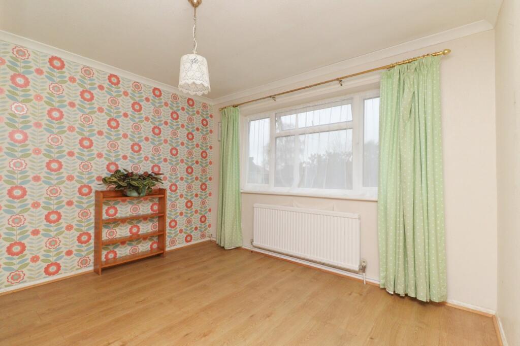 King Edward Road, Birchington, Kent, CT7 photo 4